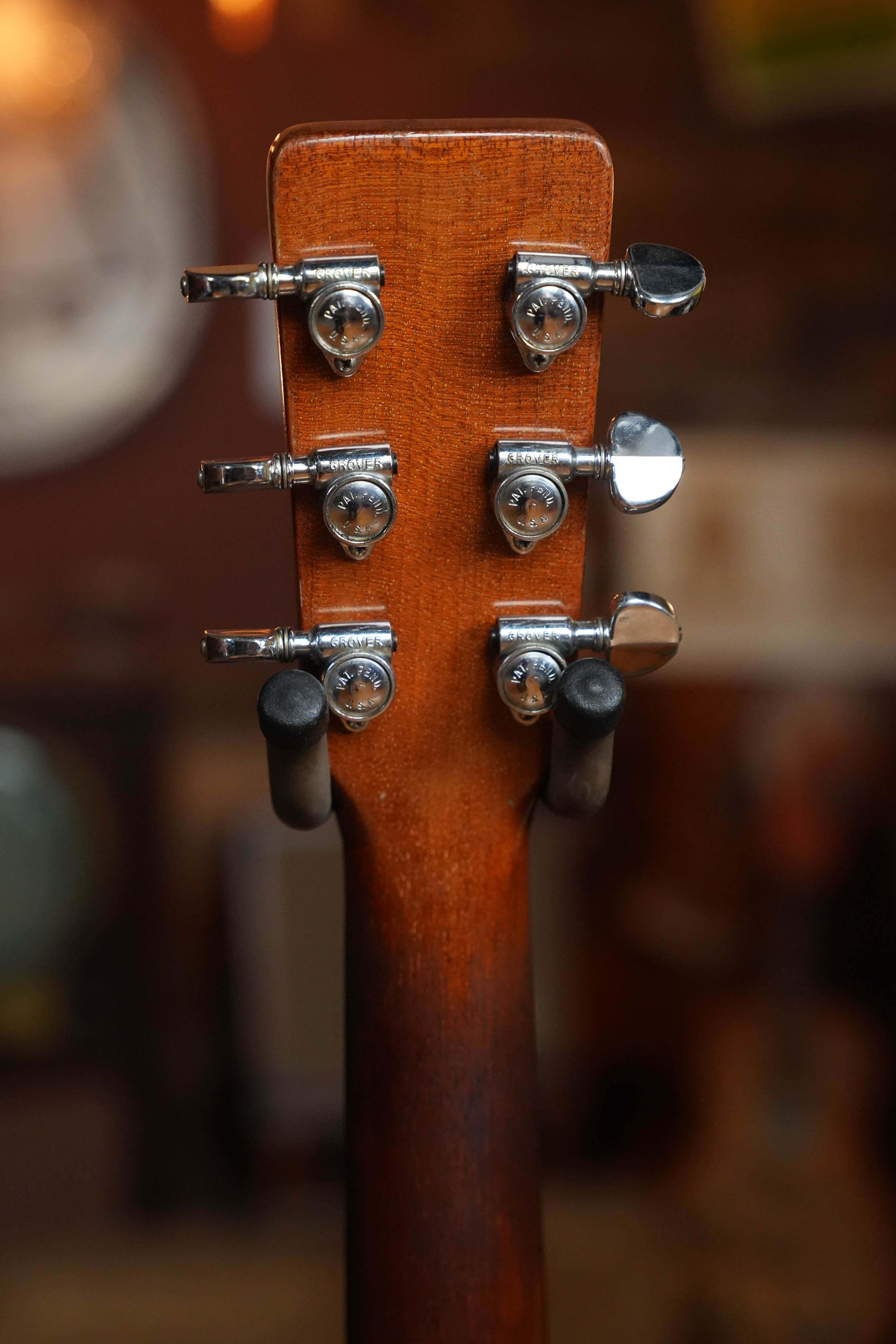 (Used) Vintage 1966 Martin D-21 Dreadnought Guitar #4147