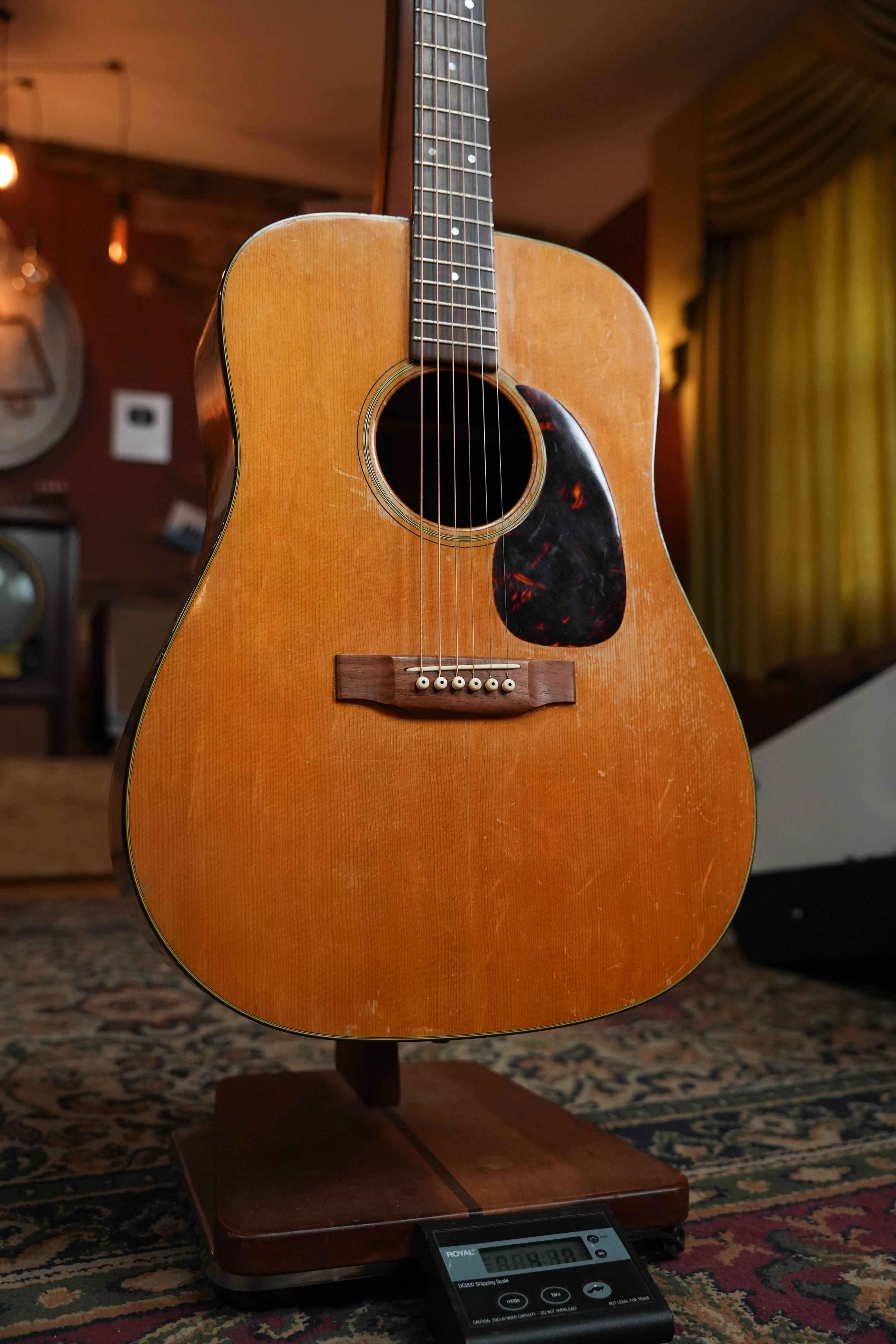 (Used) Vintage 1966 Martin D-21 Dreadnought Guitar #4147