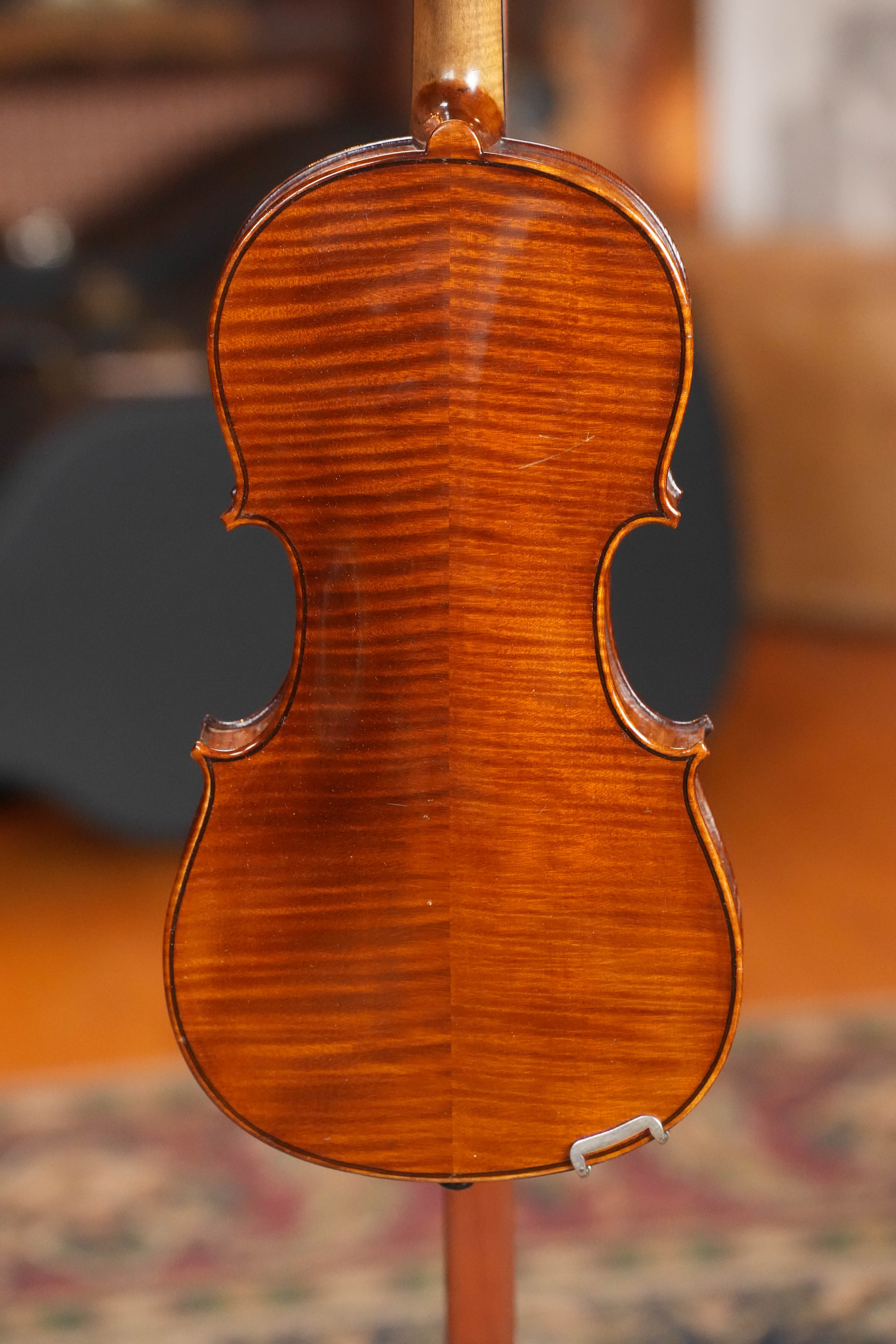(Used) Vintage 3/4 Size Student Violin w/ Hand-Carved Wooden Case