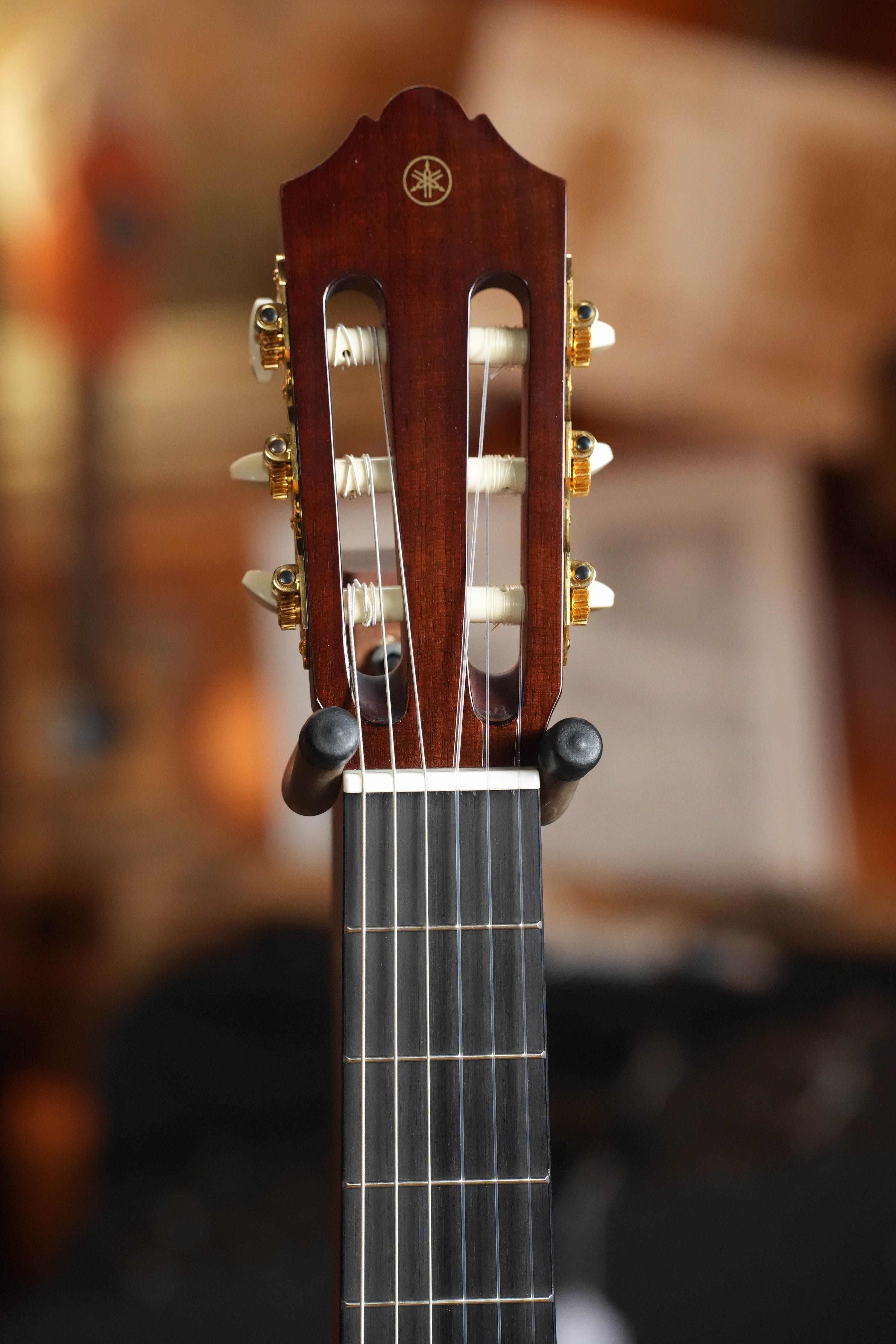 Yamaha CG192C Cedar/Rosewood Classical Acoustic Guitar #0188