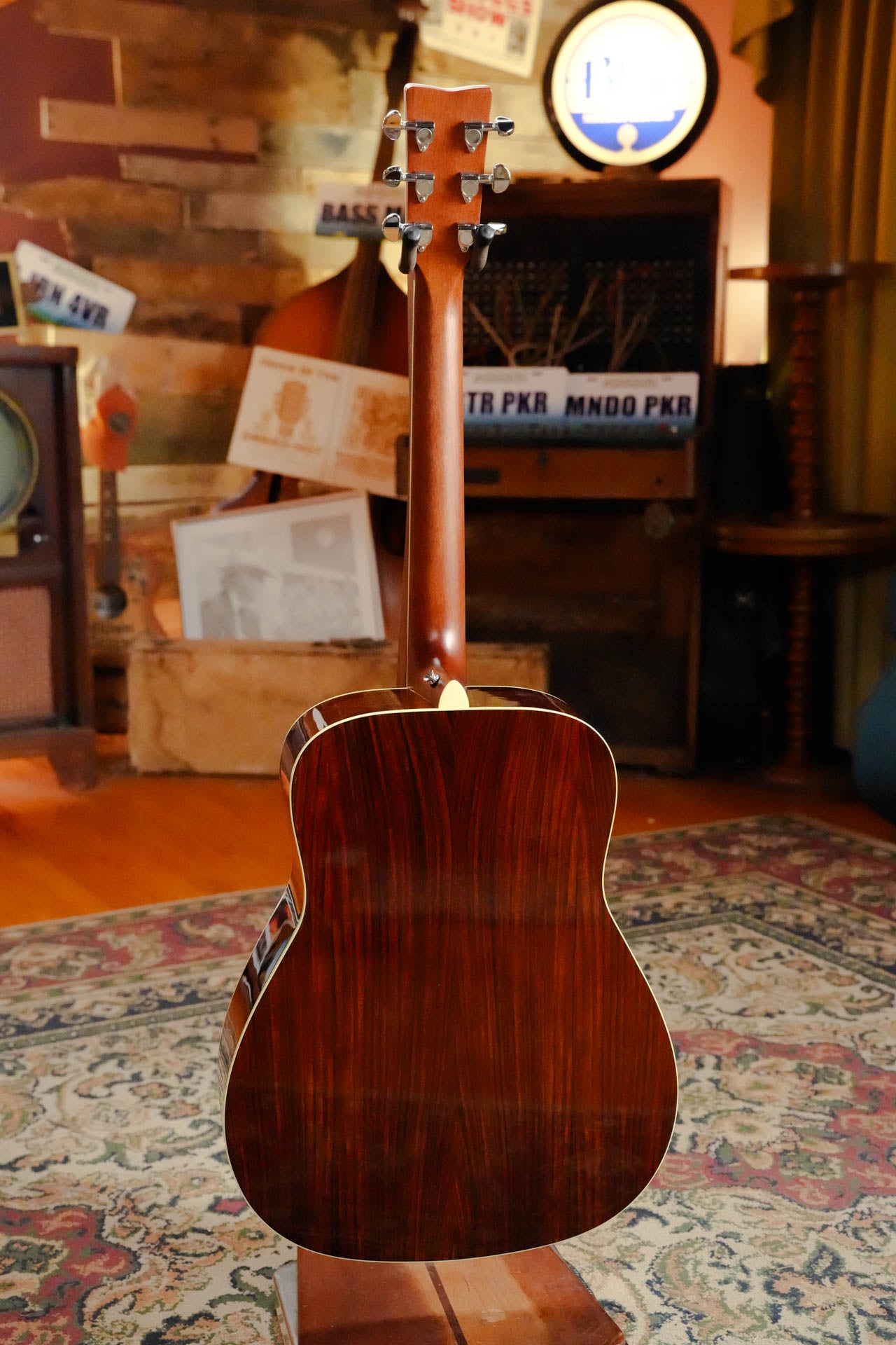 Yamaha FG830 Spruce/Laminate Rosewood Autumn Burst Dreadnought Acousti