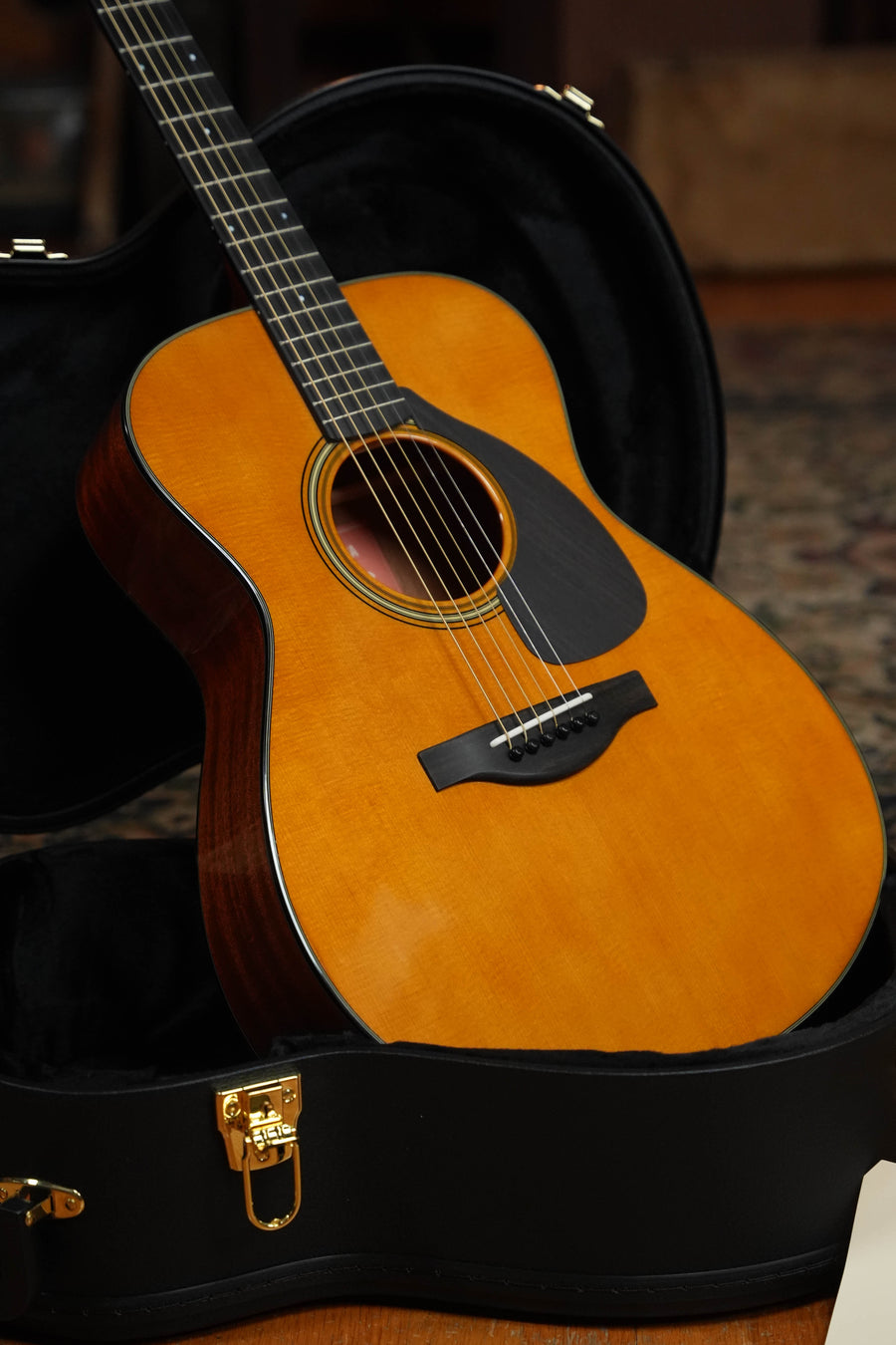 Yamaha FS5 GL Gloss Concert Acoustic Guitar #297A