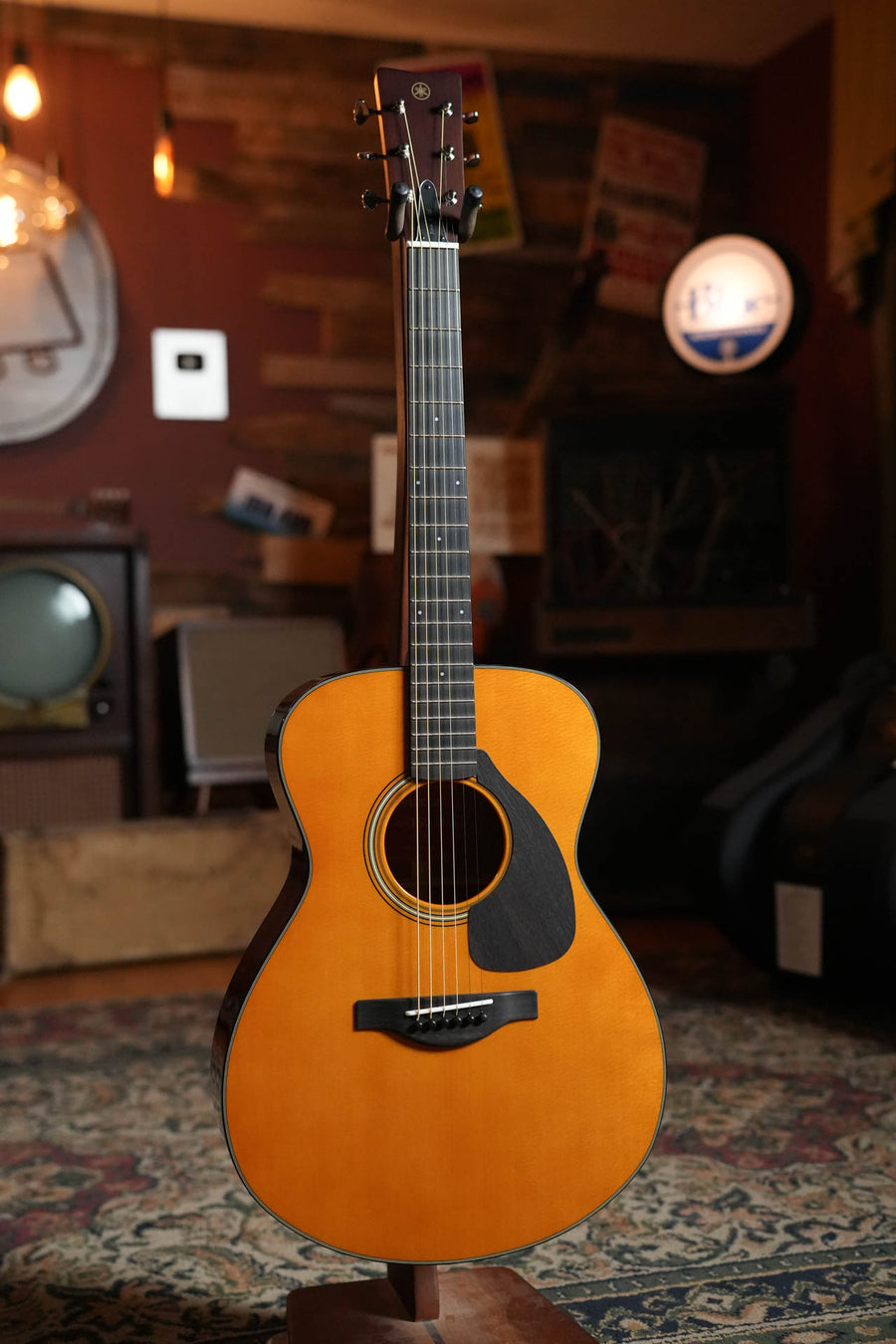 Yamaha FS5 GL Gloss Concert Acoustic Guitar #379A