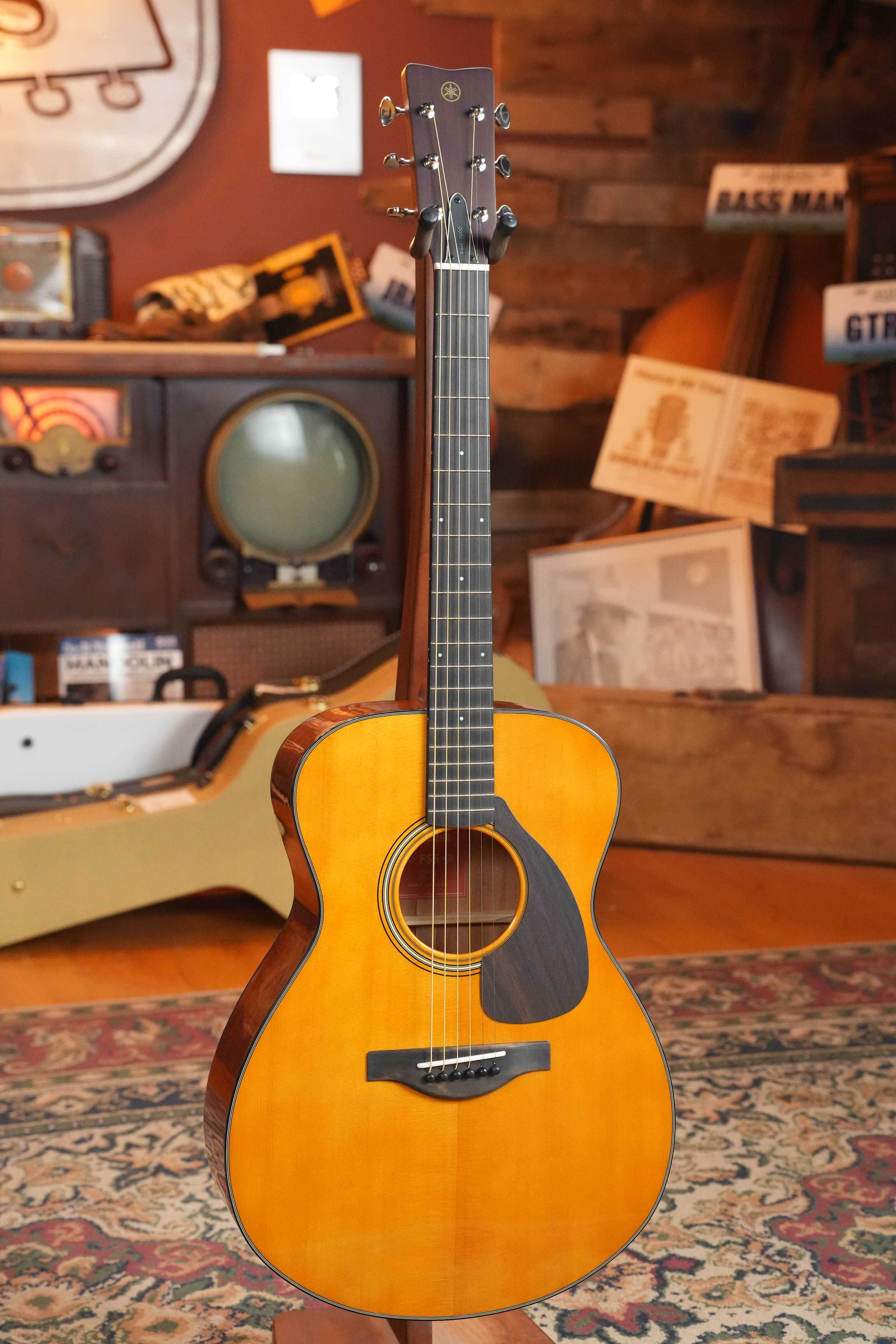 Yamaha FS5 GL Gloss Concert Acoustic Guitar #458A