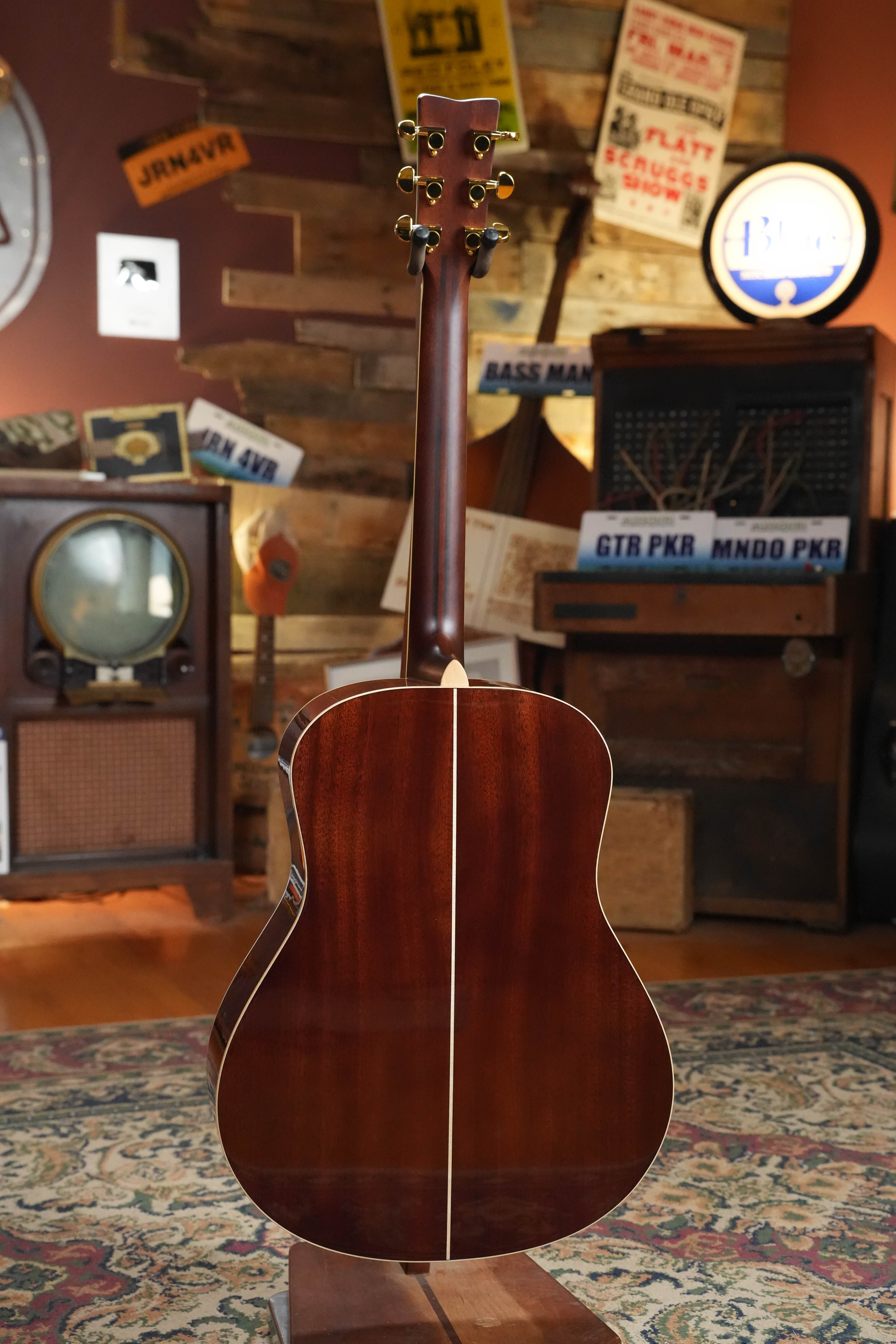 Yamaha LL16M ARE Engelmann/Mahogany Original Jumbo Acoustic Guitar w/