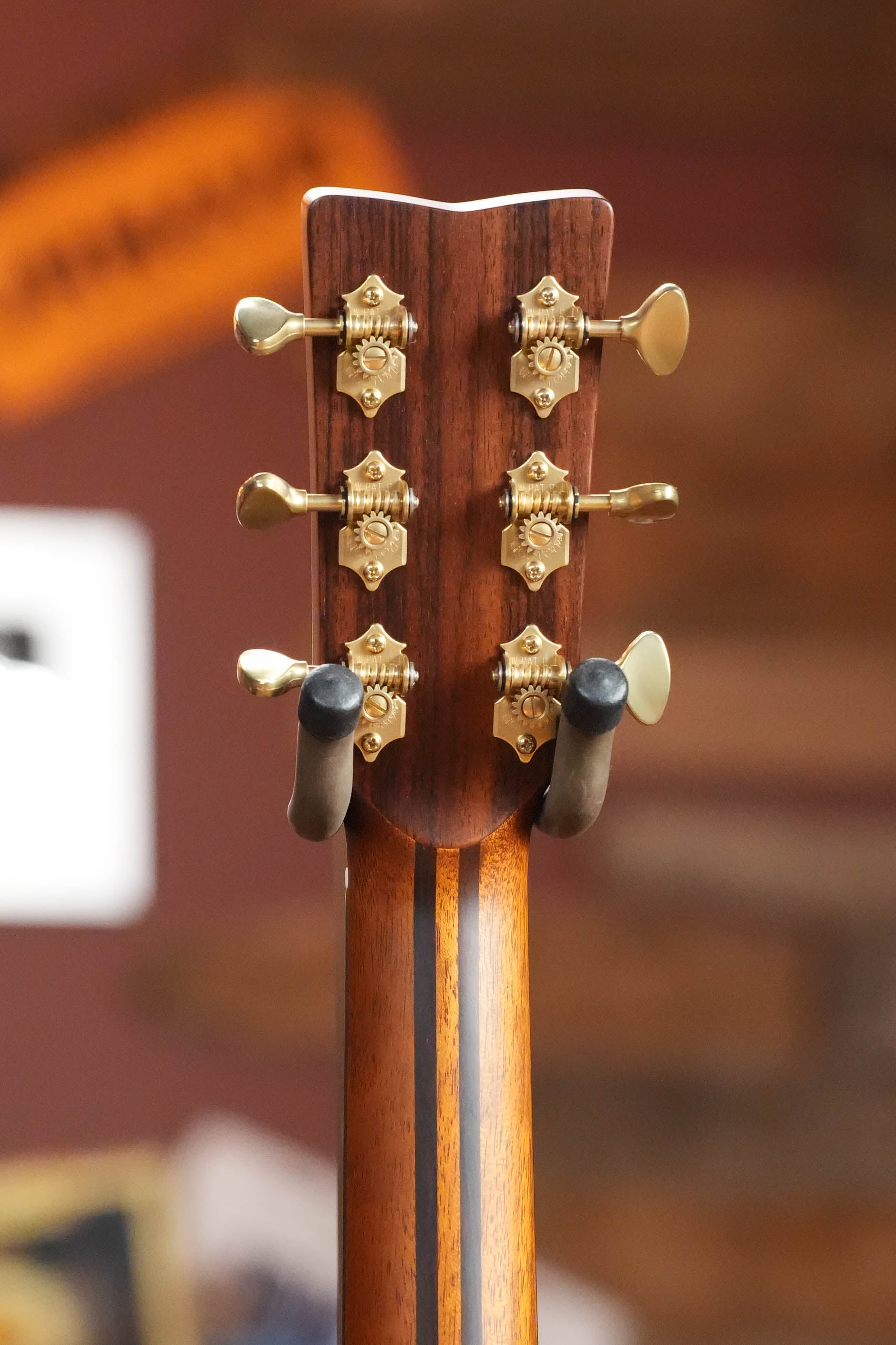 Yamaha LL26R Spruce/Rosewood Jumbo Acoustic Guitar #088A
