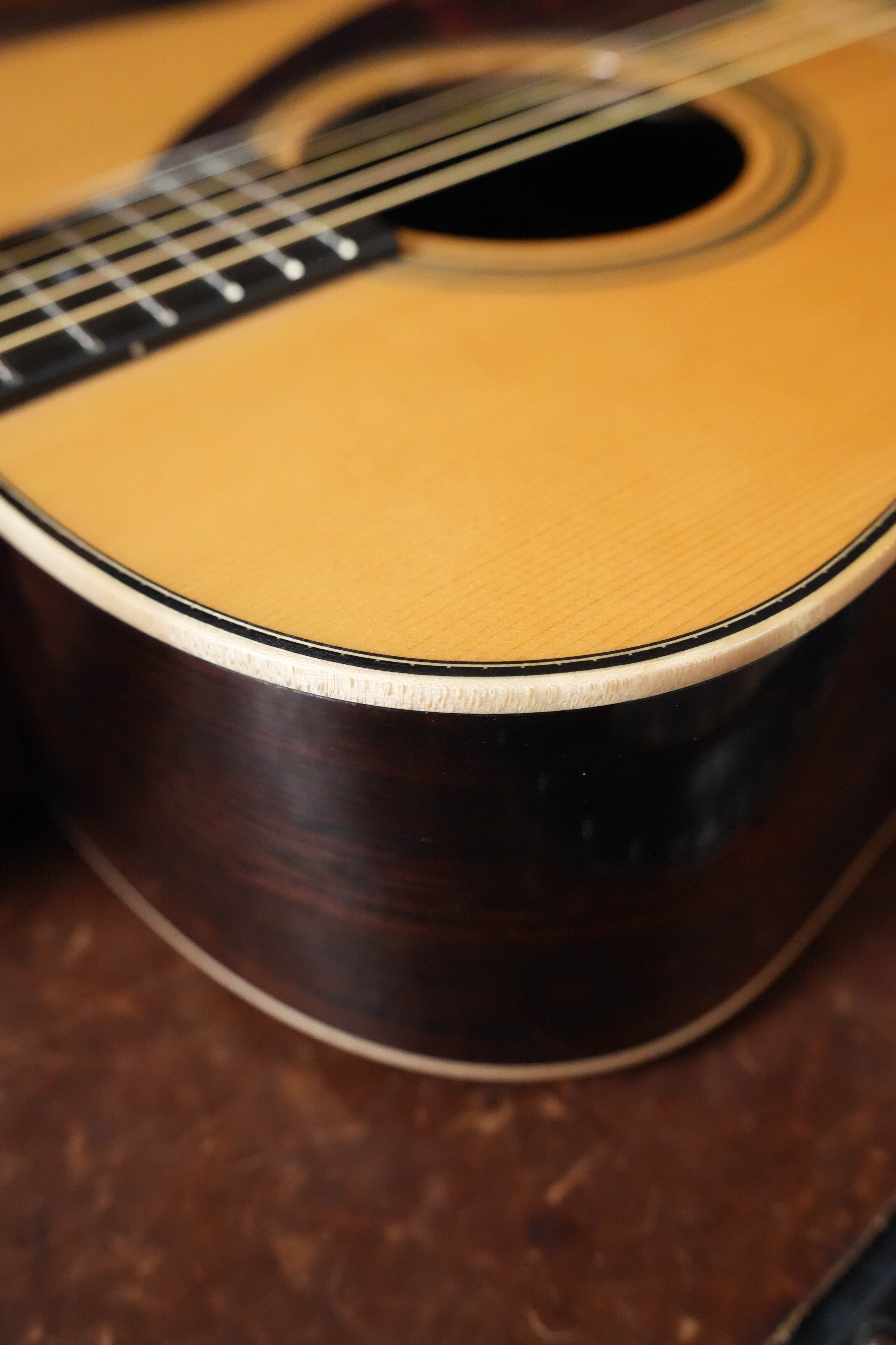 Yamaha LL26R Spruce/Rosewood Jumbo Acoustic Guitar #088A