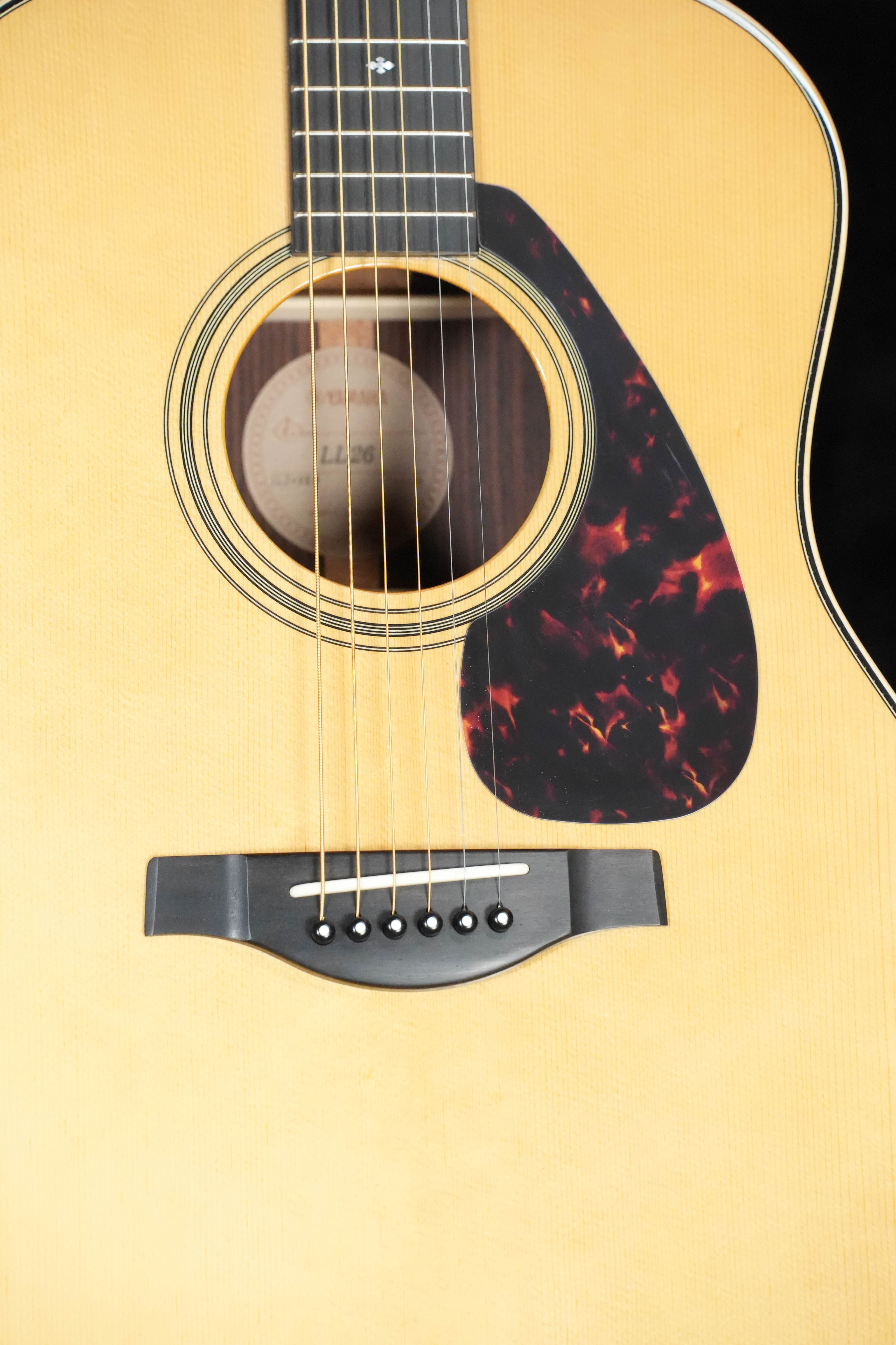 YAMAHAギター Yamaha LL26R Spruce/Rosewood Jumbo Acoustic Guitar #088A