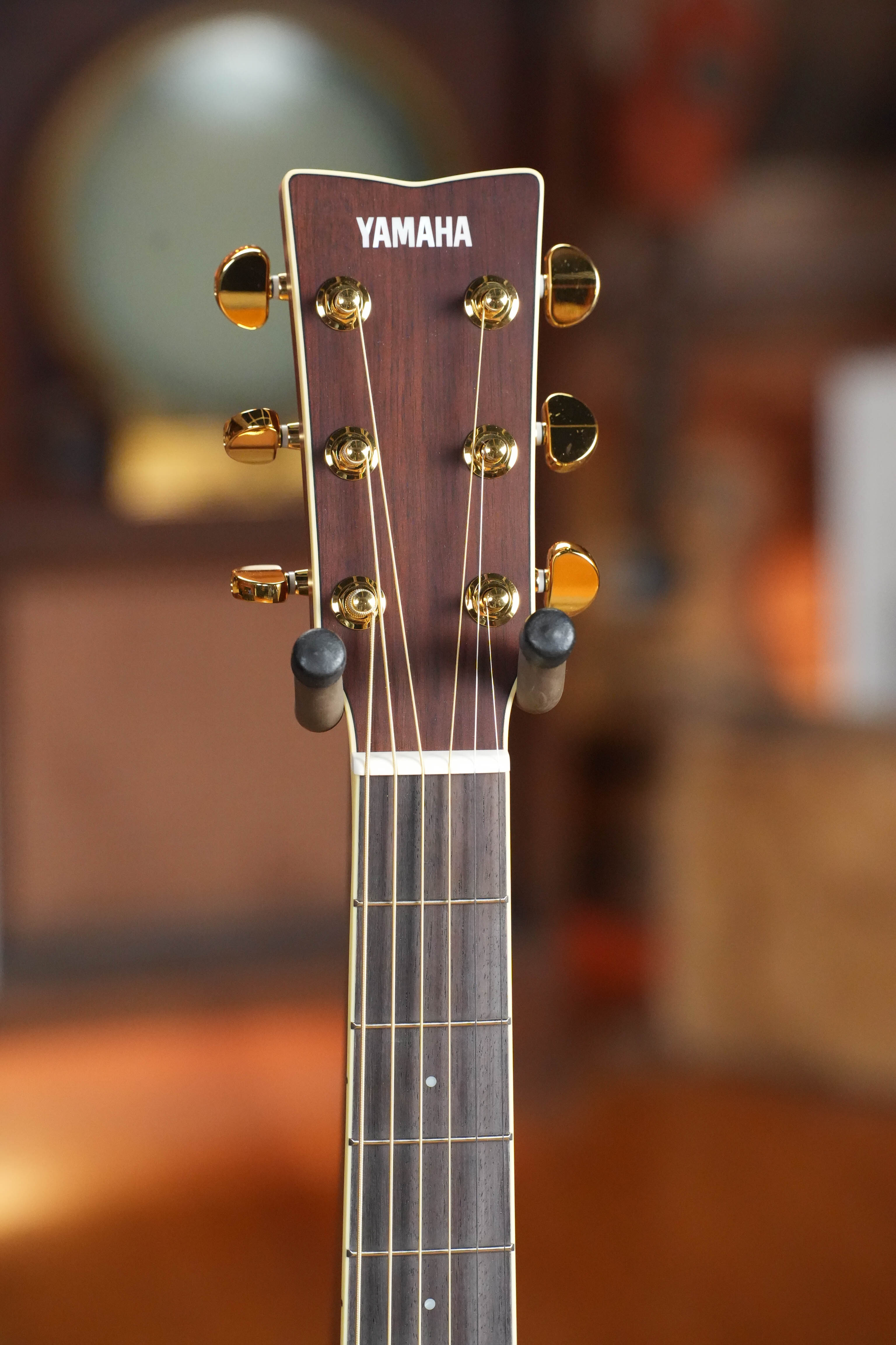 Yamaha LL6 Brown Sunburst ARE Engelmann/Rosewood Dreadnought Guitar w/SRT Piezo Pickup #0702