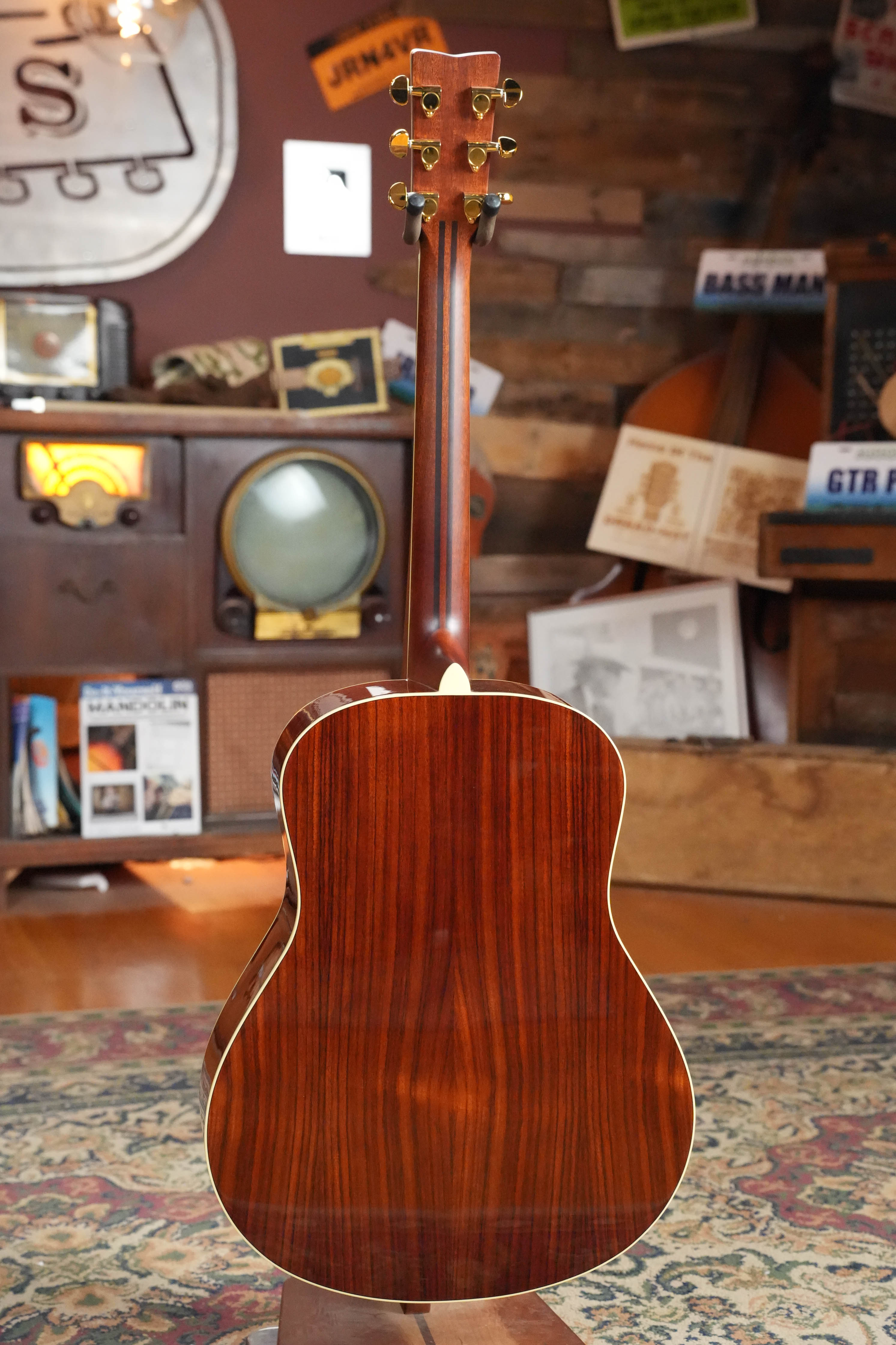 Yamaha LL6 Brown Sunburst ARE Engelmann/Rosewood Dreadnought Guitar w/SRT Piezo Pickup #0702