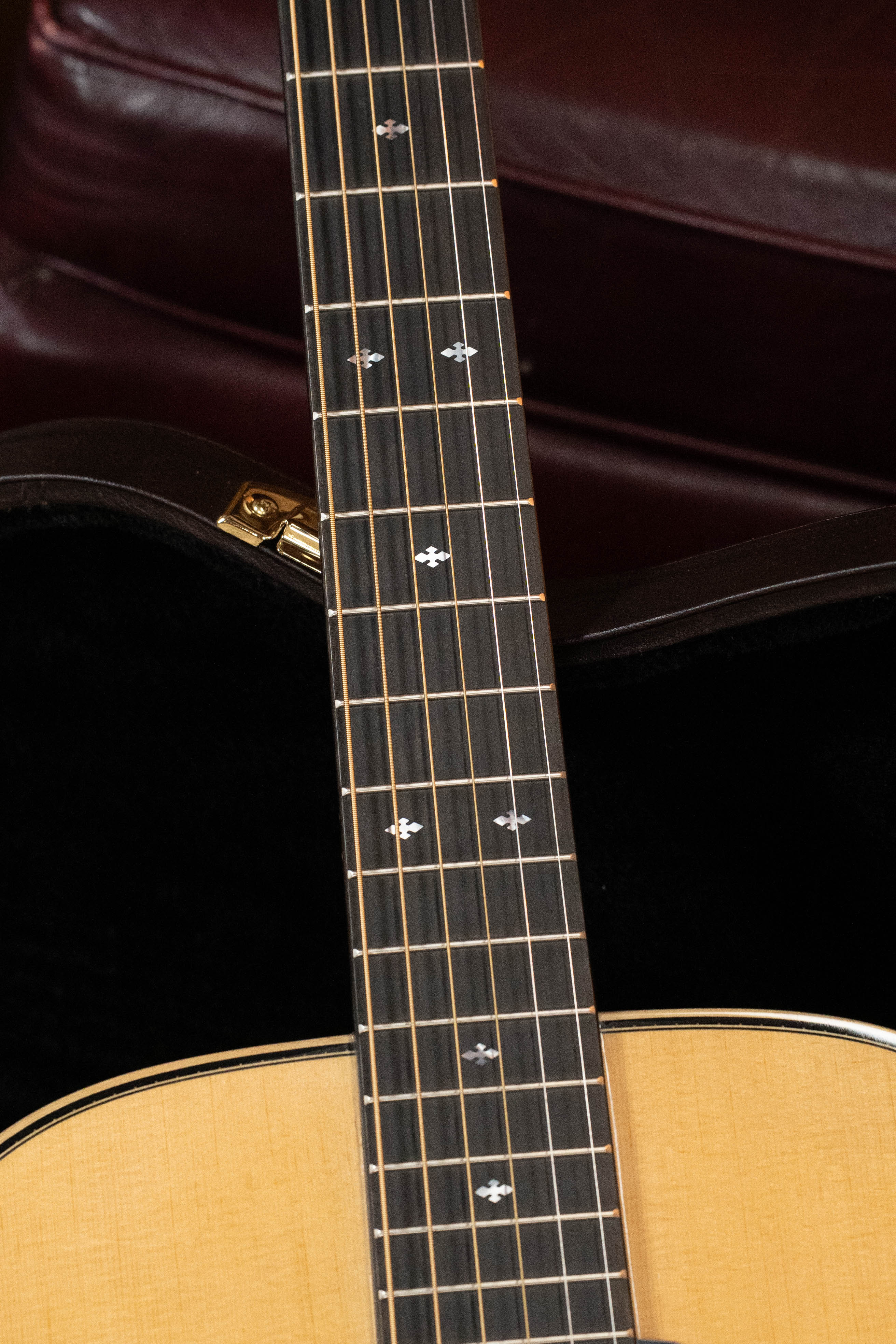 Yamaha LS26R Engelmann Spruce/Rosewood Concert Body Acoustic Guitar #090A