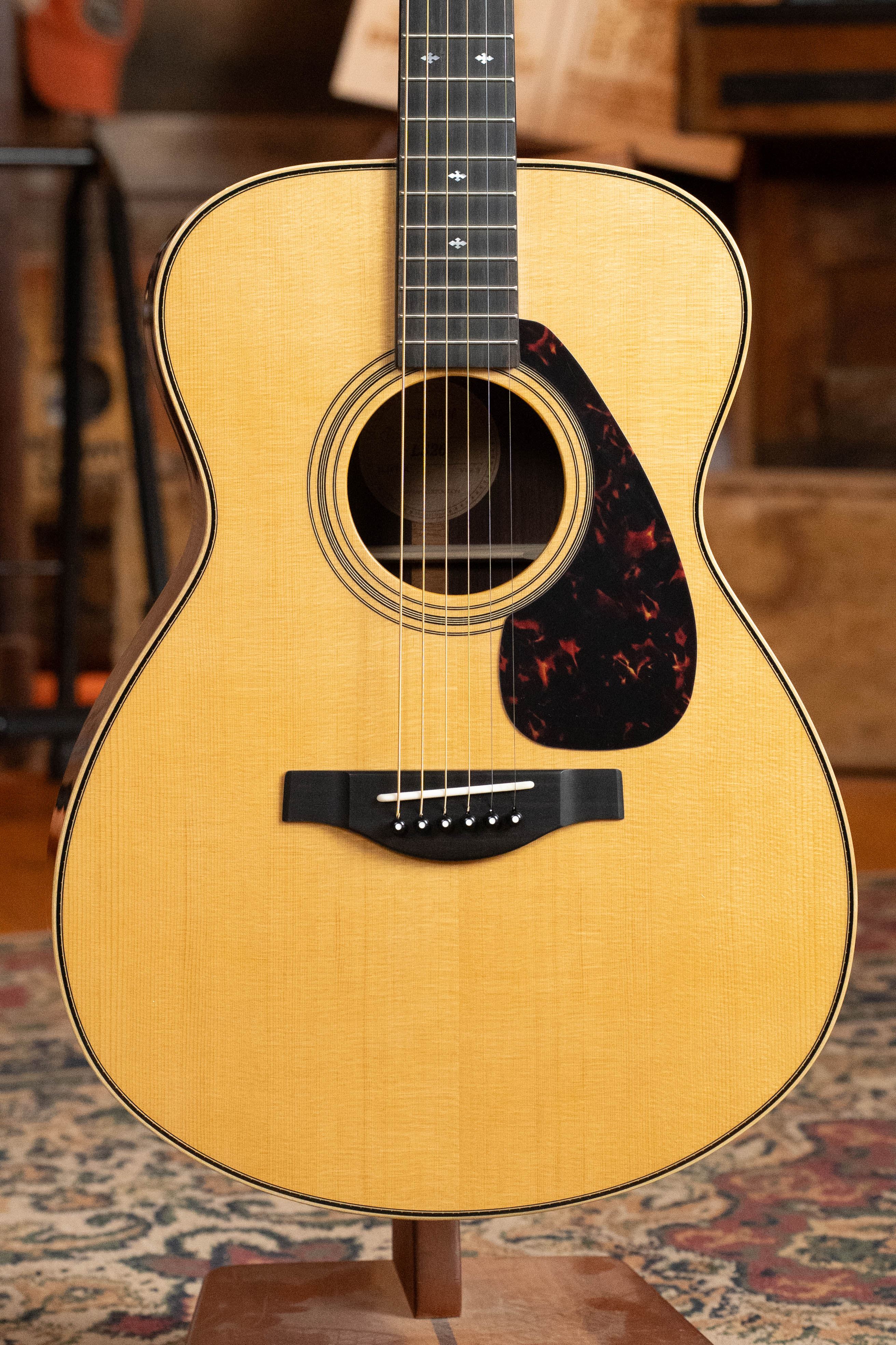 Yamaha LS26R Engelmann Spruce/Rosewood Concert Body Acoustic Guitar #090A