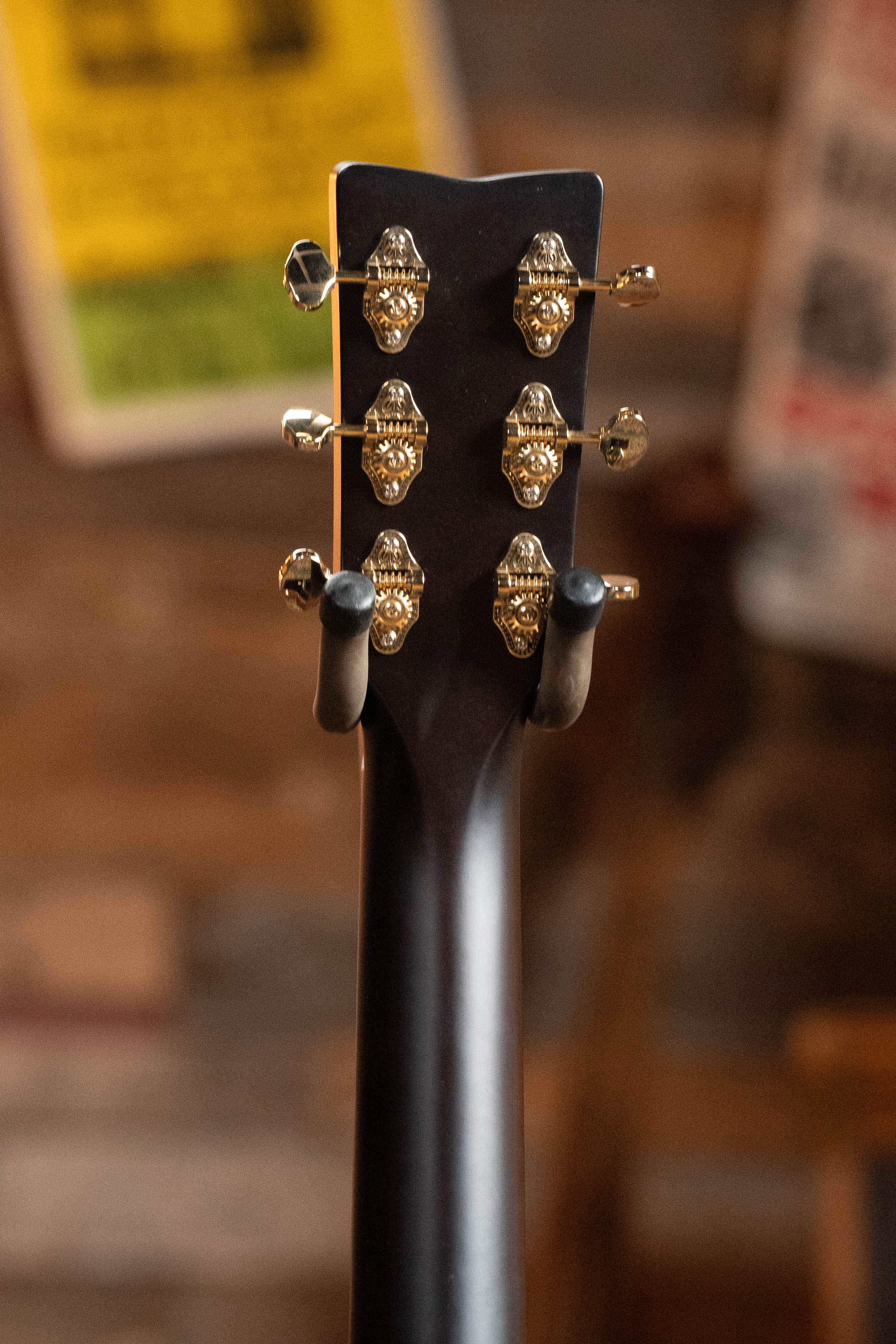 Yamaha TAG3C-SDB Sitka/Mahogany Sandburst Dreadnought Guitar w/the NEWEST TransAcoustic System #0426