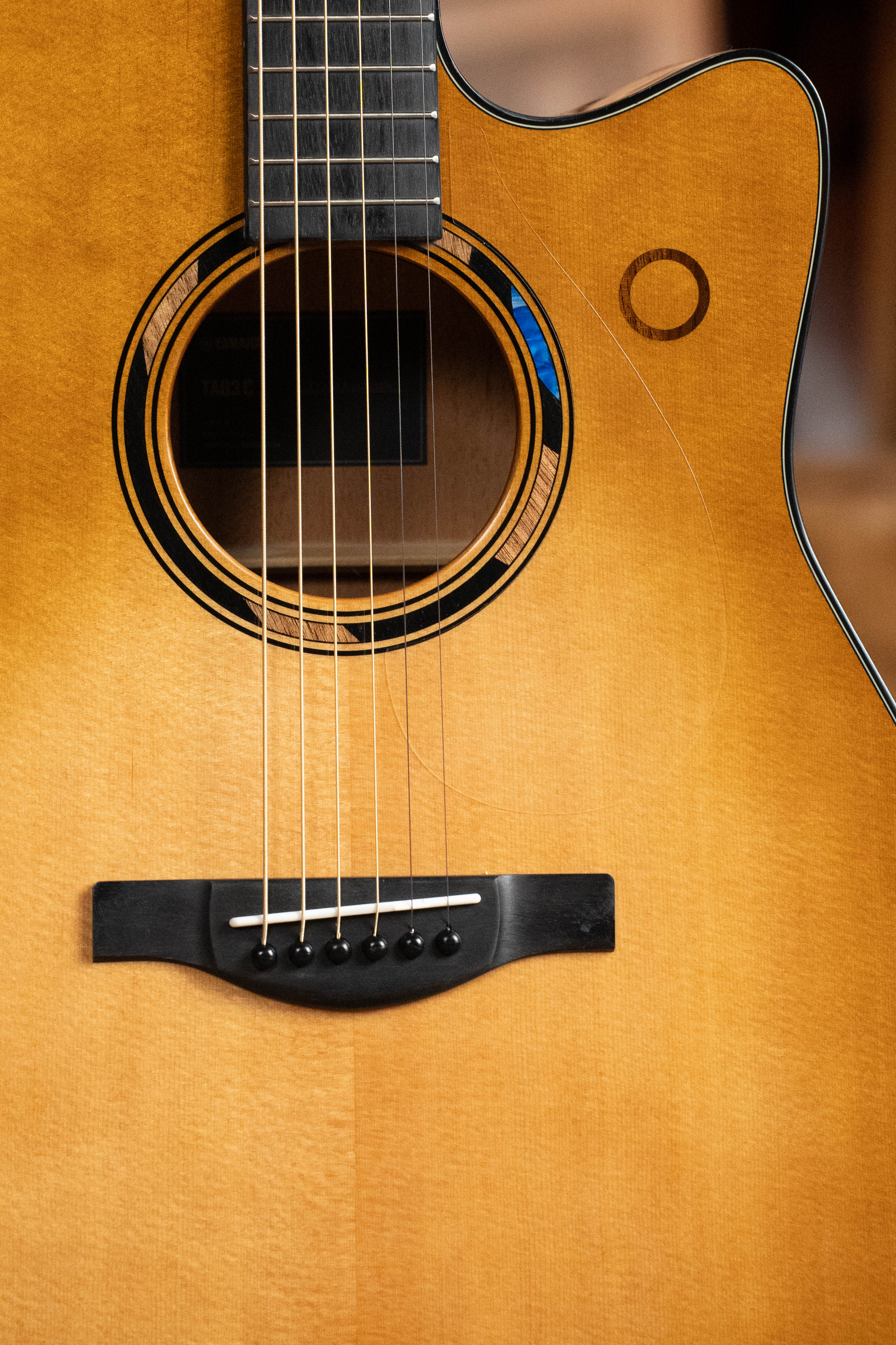 Yamaha TAG3C-SDB Sitka/Mahogany Sandburst Dreadnought Guitar w/the NEWEST TransAcoustic System #0426