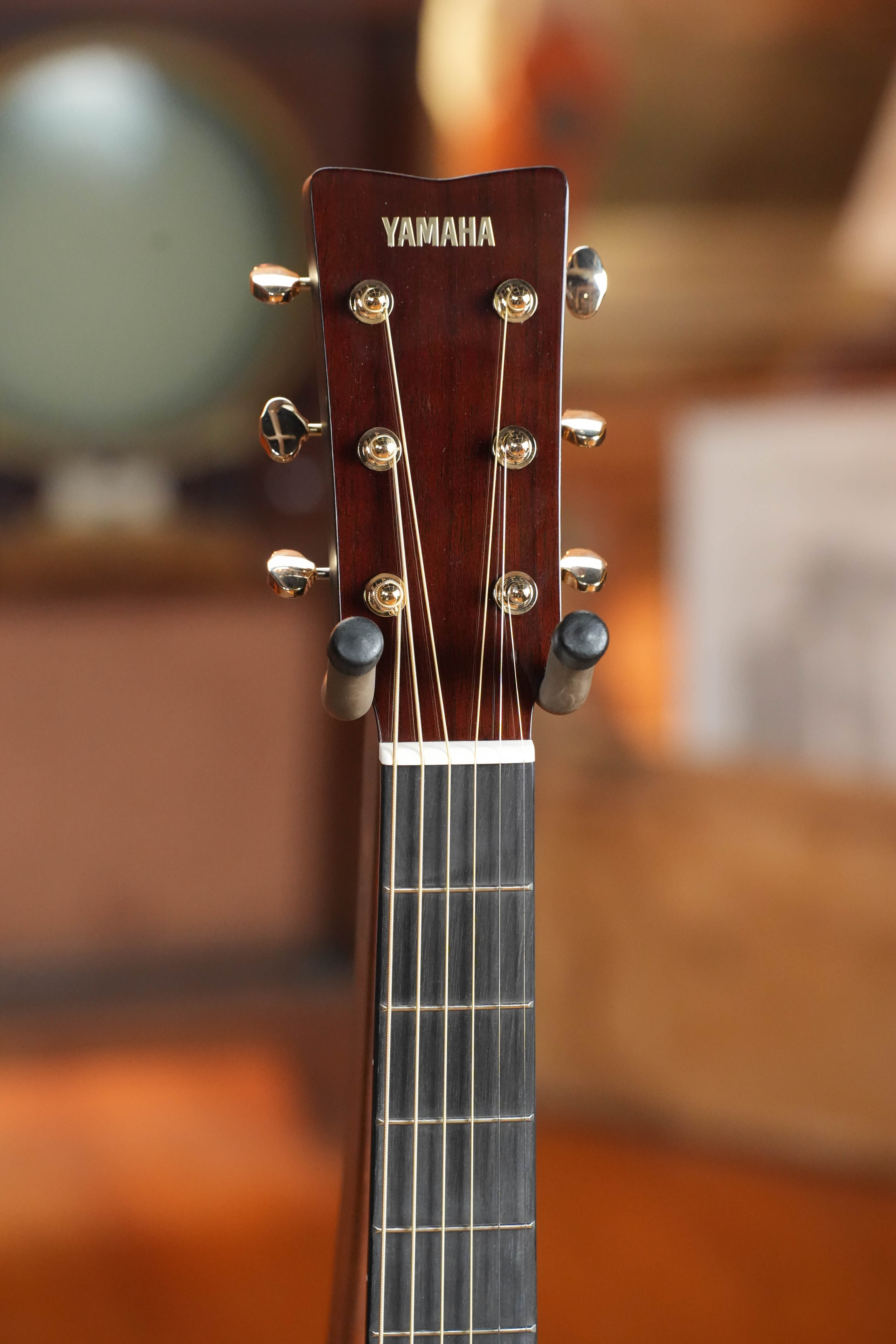 Yamaha TAS3C-SBD Sitka/Mahogany Sandburst Concert Guitar w/the NEWEST TransAcoustic System  #0251