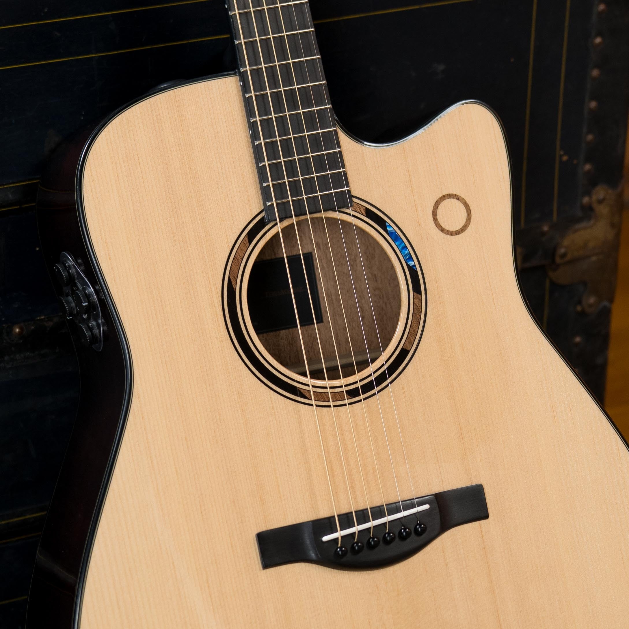 Yamaha TAG3C-NT Sitka/Mahogany Natural Dreadnought Guitar w/the NEWEST TransAcoustic System #0421