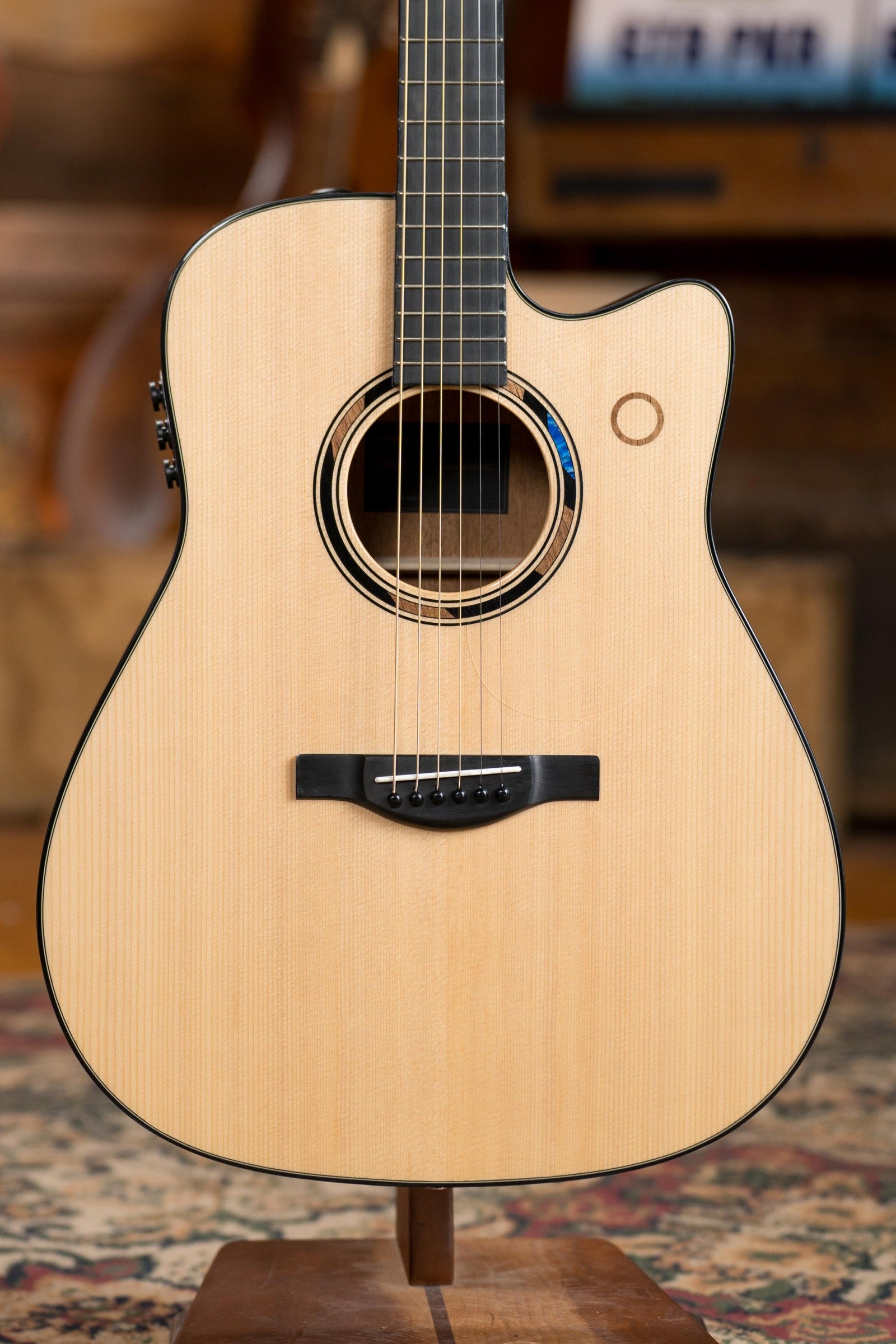 Yamaha TAG3C-NT Sitka/Mahogany Natural Dreadnought Guitar w/the NEWEST TransAcoustic System #0421