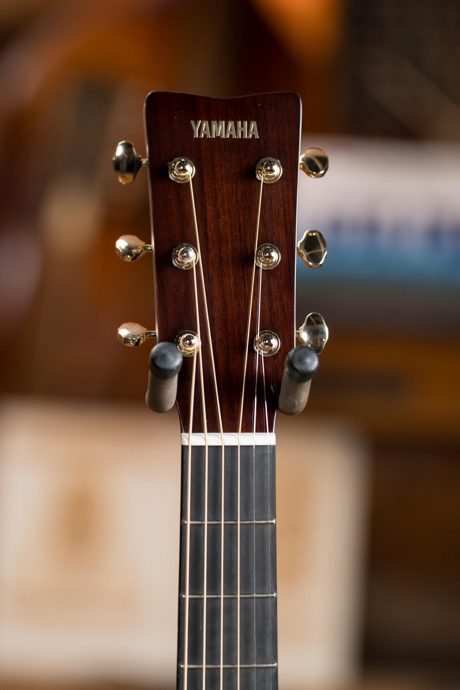 Yamaha TAG3C-NT Sitka/Mahogany Natural Dreadnought Guitar w/the NEWEST TransAcoustic System #0421