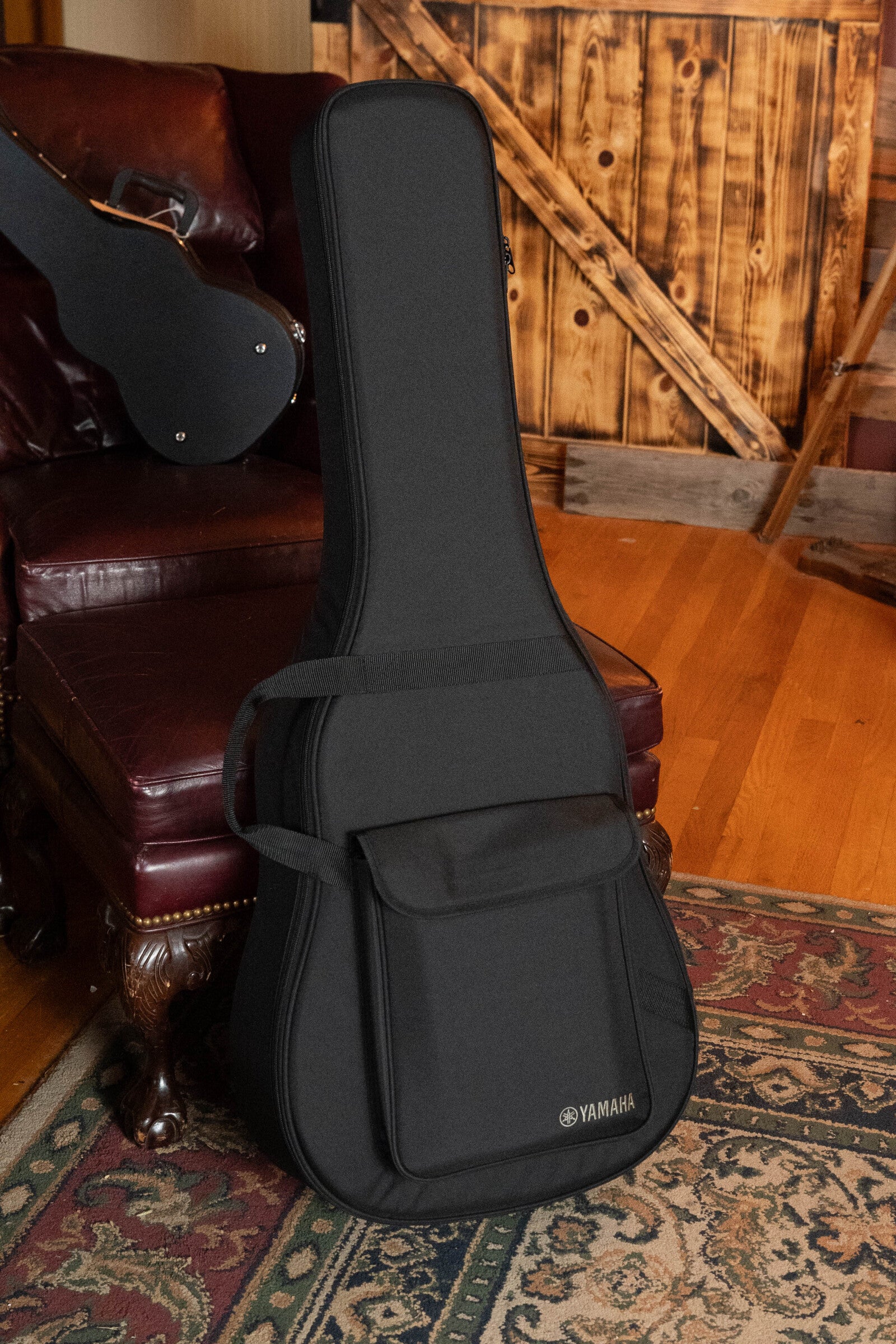 Yamaha TAG3C-NT Sitka/Mahogany Natural Dreadnought Guitar w/the NEWEST TransAcoustic System #0586