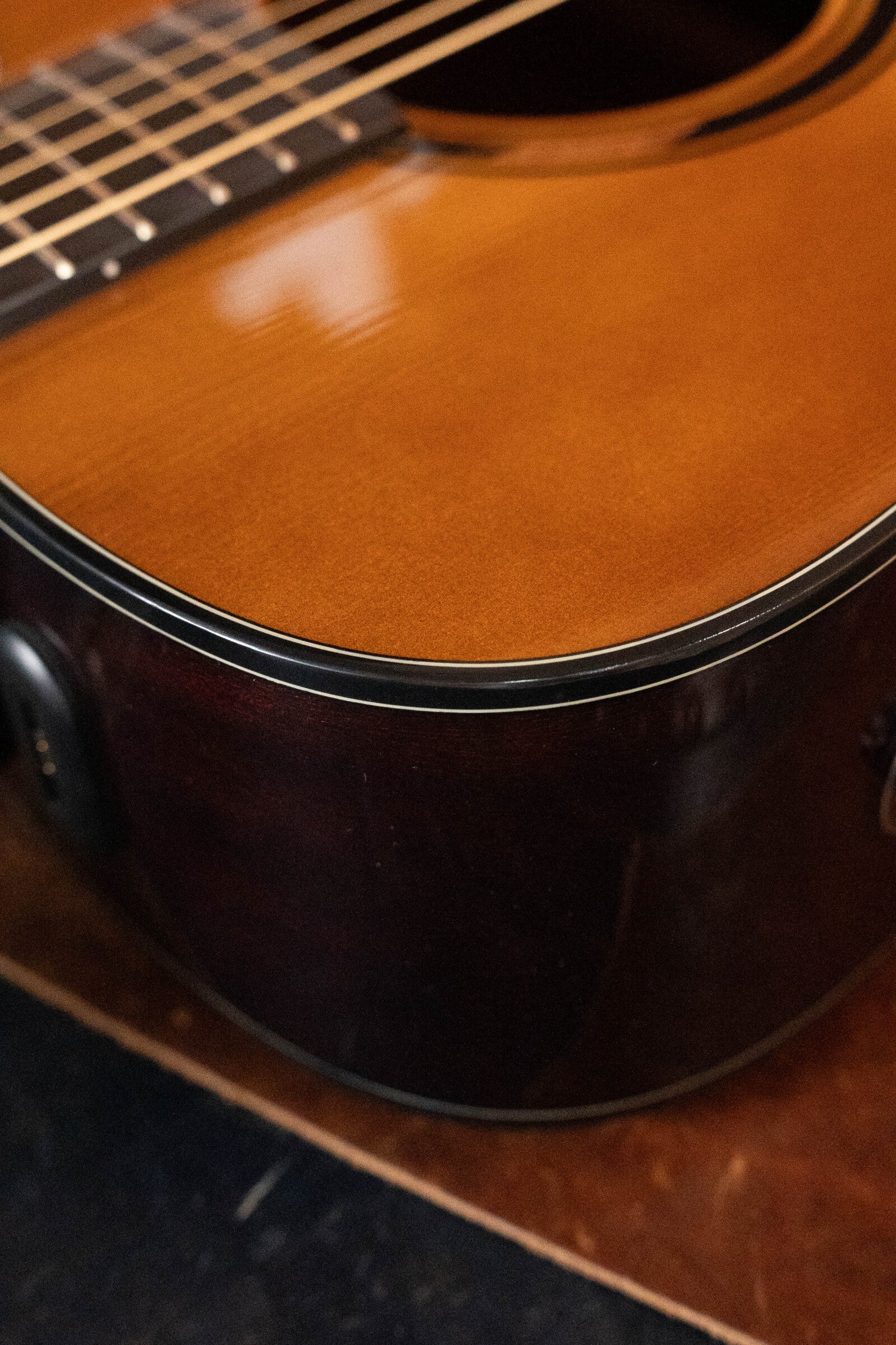 Yamaha TAG3C-SDB Sitka/Mahogany Sandburst Dreadnought Guitar w/the NEWEST TransAcoustic System #0403