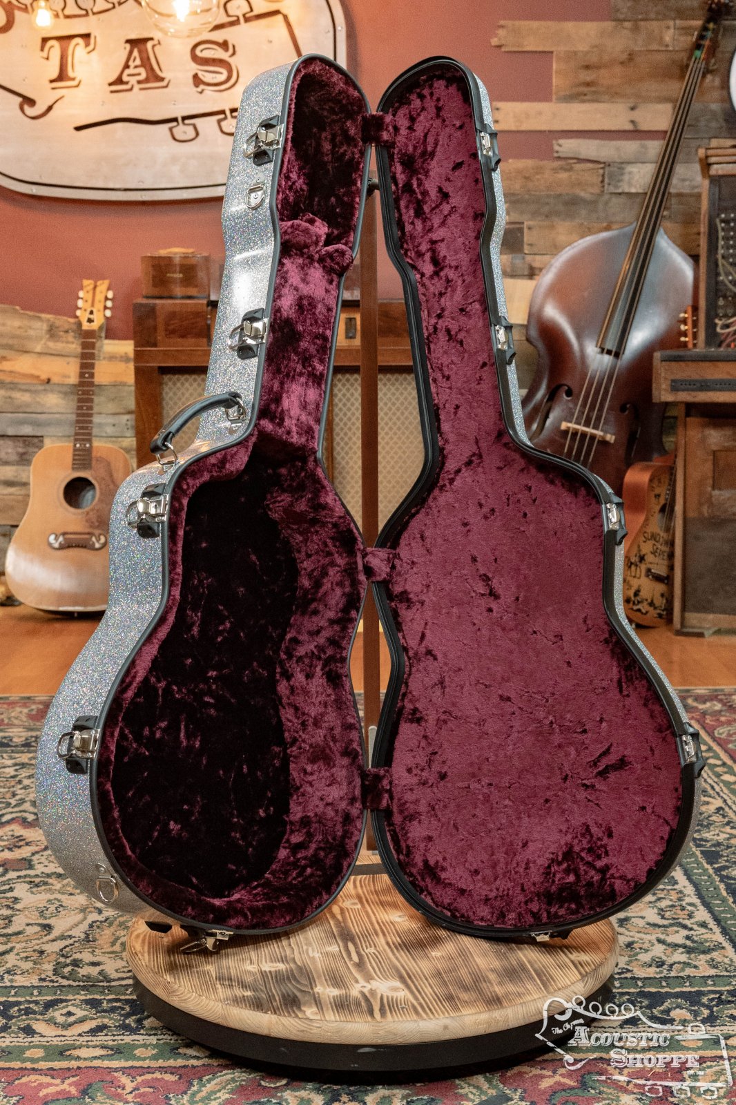 Calton Dreadnought D-18 Diamond Smooth Glitter Exterior/Burgundy Interior # 21-1800007